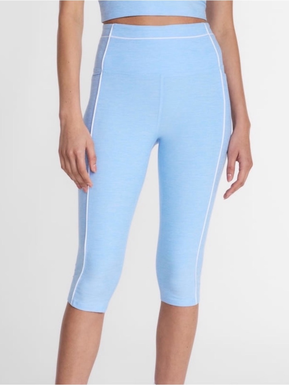 NWT small capri pants athletic works B16
